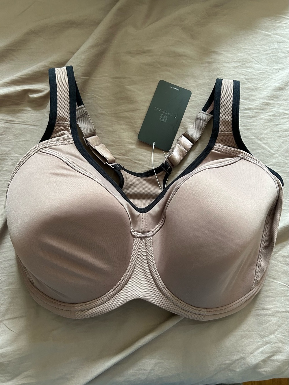 Syrokan sports bra 36F
